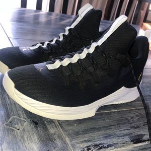 Brand new Jordan ultra fly 2s !!